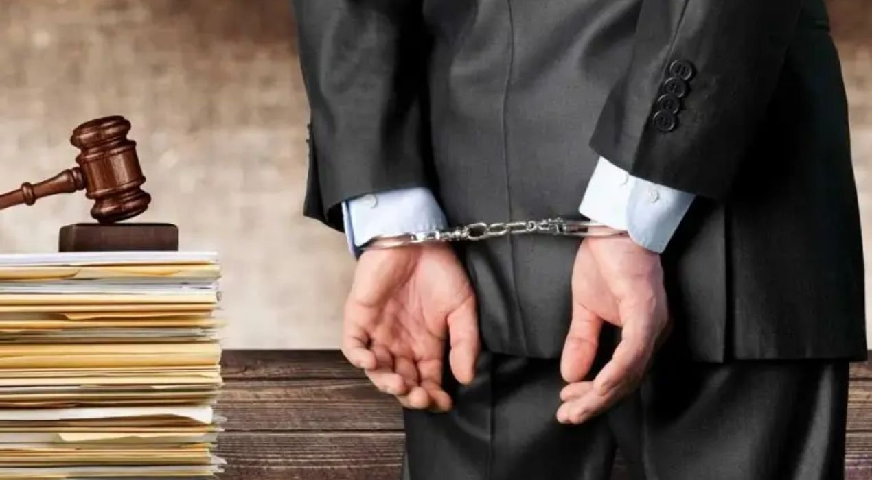 الحق العام في السرقة