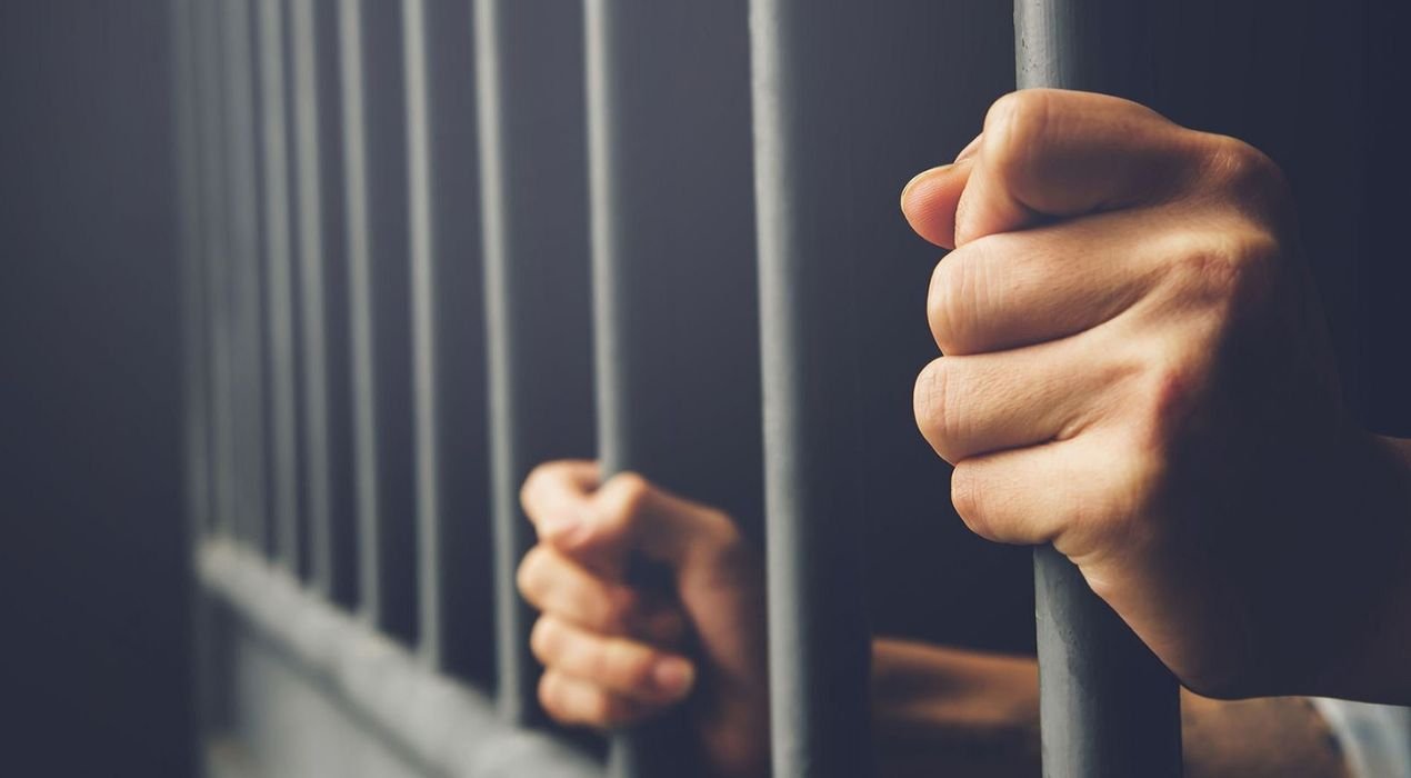 عقوبة الهروب من مكافحة المخدرات