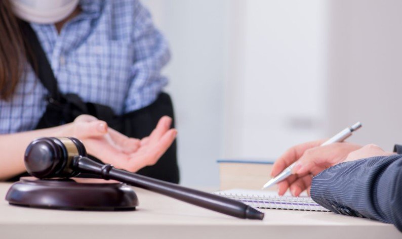  محامي تعويض