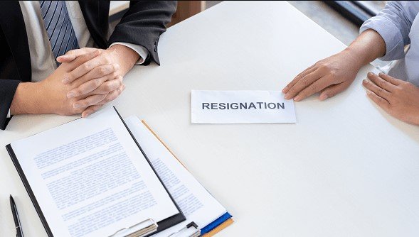 الاستقالة في نظام العمل​