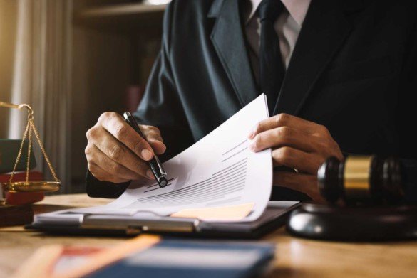 محامي تجاري بحفر الباطن