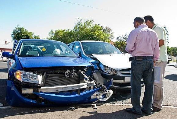 تقدير حوادث السيارات