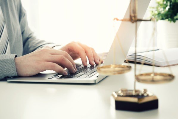 هل يشمل العفو القضايا المتعلقة بالمخدرات؟ (1442)