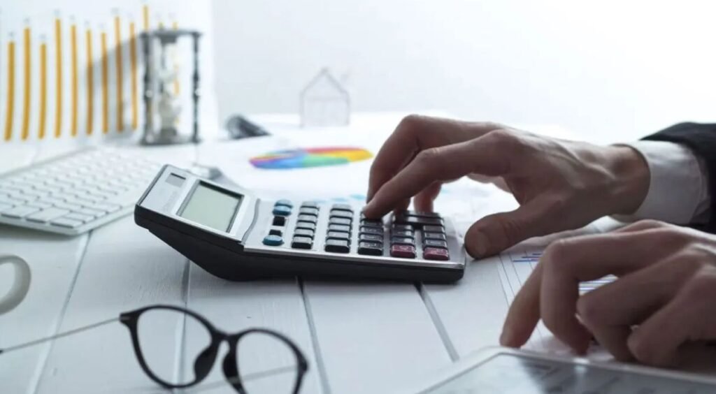 حاسبة مكافأة نهاية الخدمة للموظف الحكومي